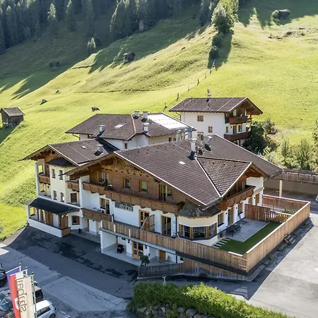 Neustift Near Stubai Lift *